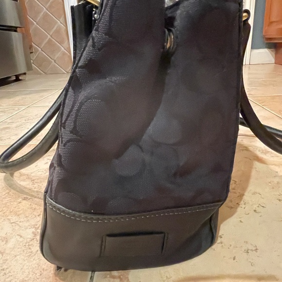 Coach Bag, Black - Picture 4 of 6